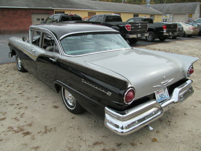 1957 Ford Fairlane grey and black - photo 6