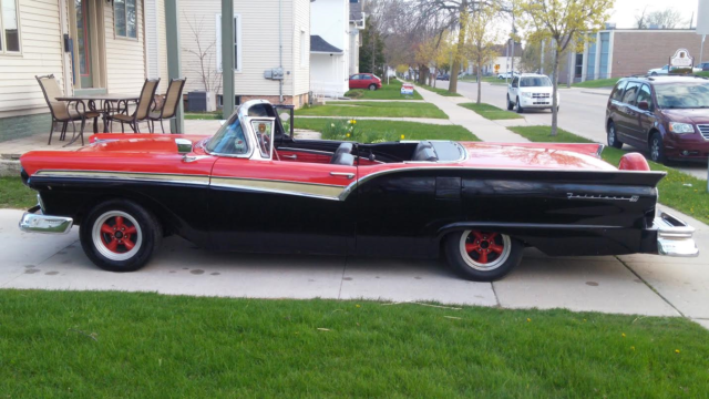 1957 Ford Fairlane - photo 10