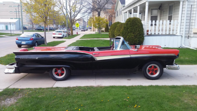 1957 Ford Fairlane - photo 3
