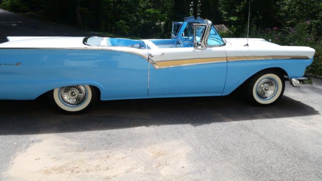 1957 Ford Fairlane 500 Skyliner 1957 Ford Fairlane skyliner 500