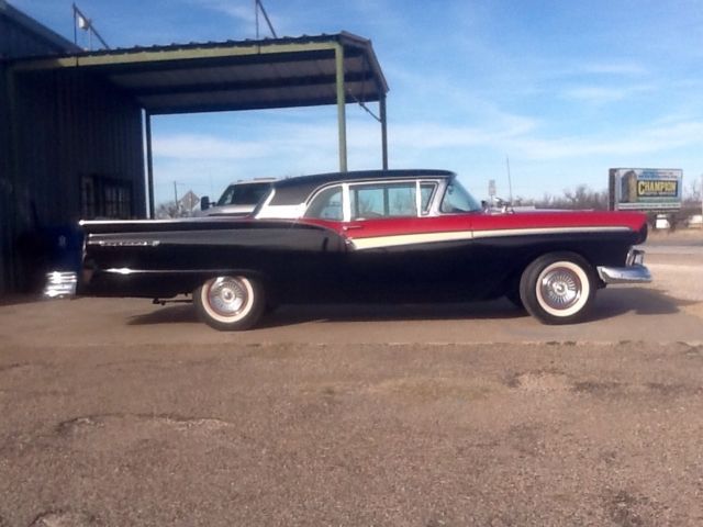 1957 Ford Fairlane - photo 2