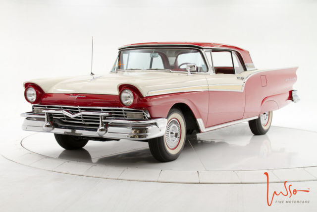 1957 Ford Fairlane 500 Skyliner 312Ci / Powersteering / Award Winner!! 1957 Ford Fairlane