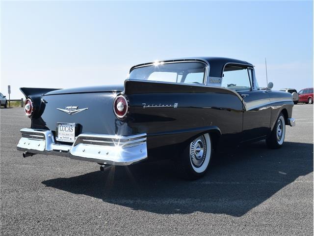 1957 Ford Fairlane 500 Skyliner Hard Top Con - photo 4