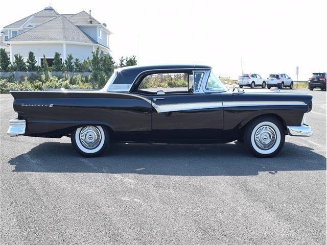 1957 Ford Fairlane 500 Skyliner Hard Top Con - photo 5