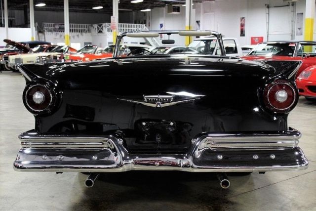 1957 Ford Fairlane Skyliner Retractable - photo 4