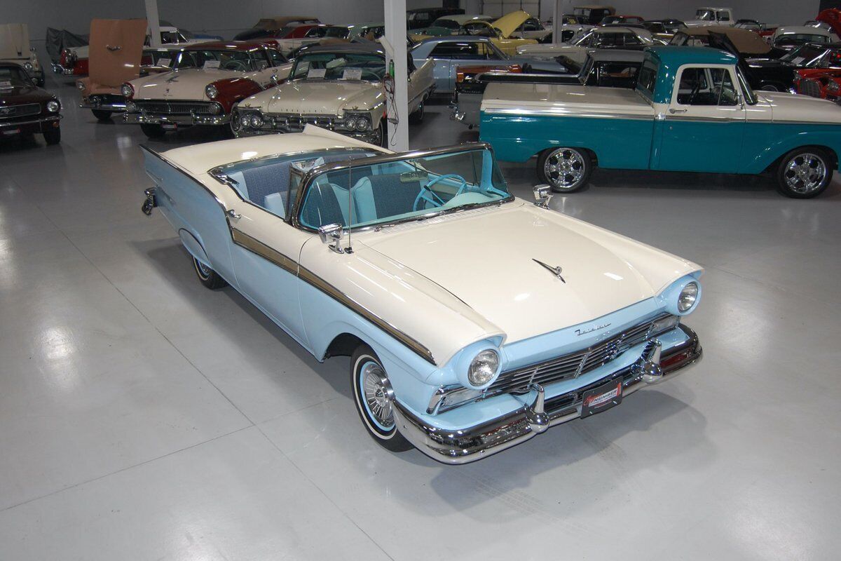 1957 Ford Fairlane 500 Skyliner Retractable Hardtop - photo 7