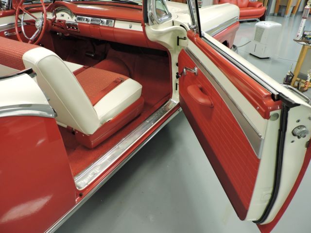 1957 Ford Fairlane - photo 10
