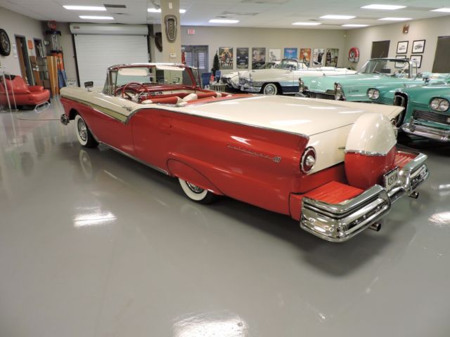 1957 Ford Fairlane - photo 4
