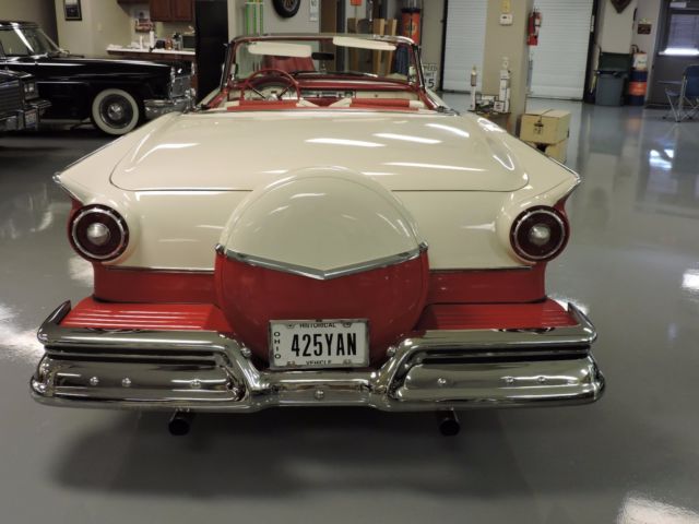 1957 Ford Fairlane - photo 5