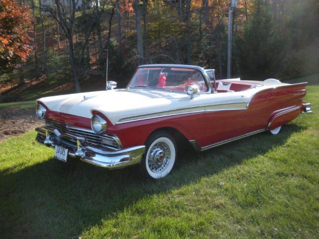 1957 Ford Fairlane Retractable Hardtop - photo 2