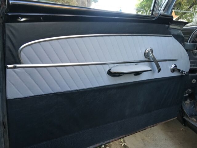 1957 Ford Fairlane 500 Sport Coupe - photo 11