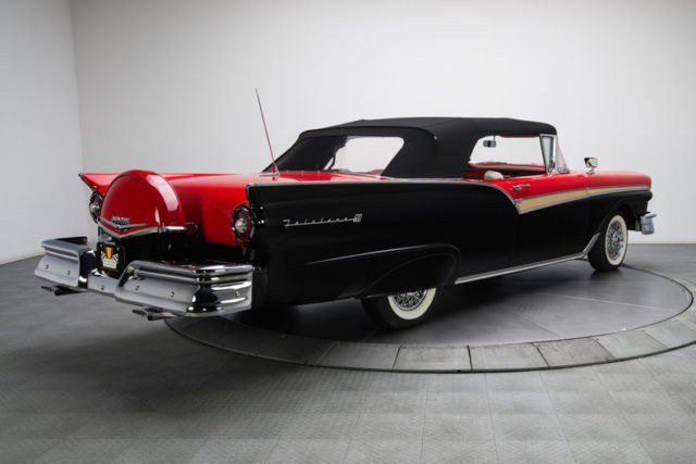 1957 Ford Fairlane 500 Sunliner - photo 9