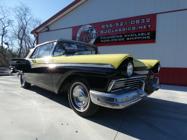 1957 Ford Fairlane Fairlane 500 - photo 2
