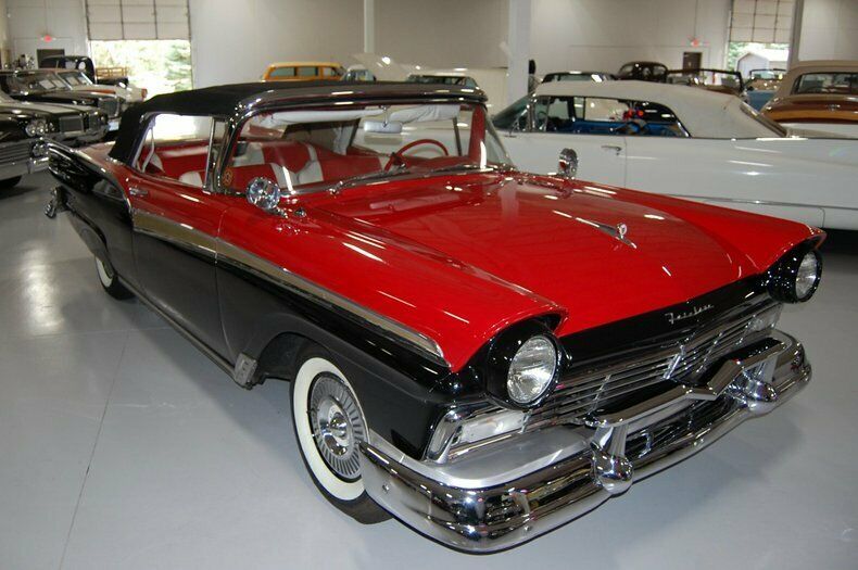 1957 Ford Fairlane 500 Sunliner - photo 11