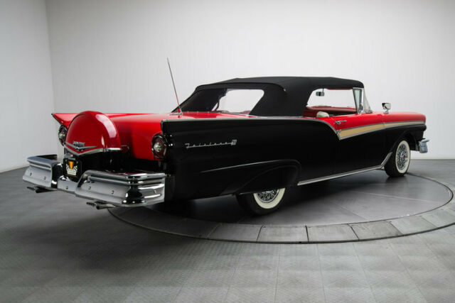 1957 Ford Fairlane 500 Sunliner - photo 9
