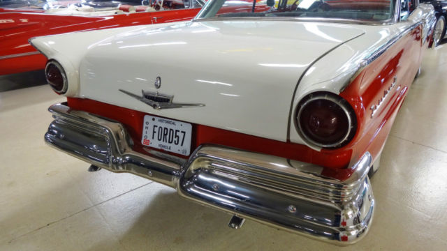 1957 Ford Fairlane Victoria - photo 11