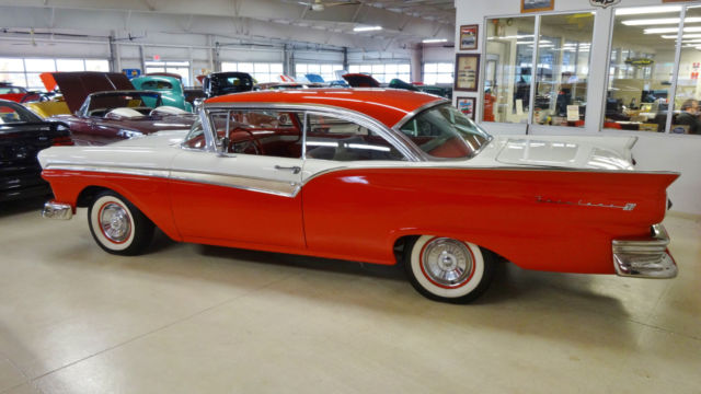 1957 Ford Fairlane Victoria - photo 7