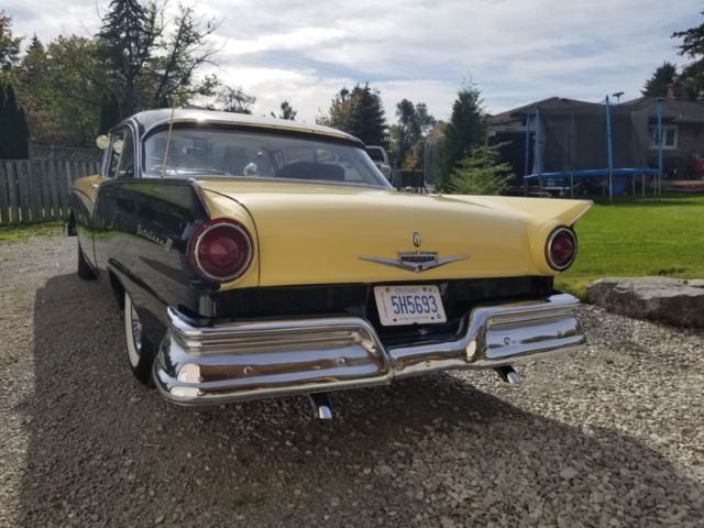 1957 Ford Fairlane - photo 4