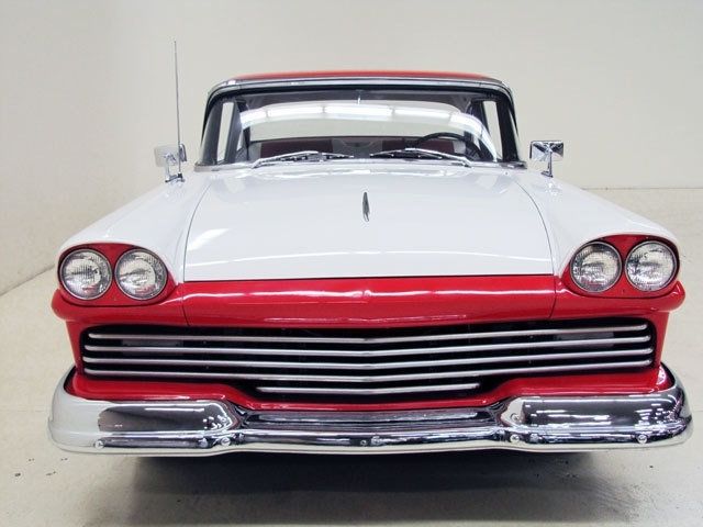 1957 Ford Fairlane -- - photo 4