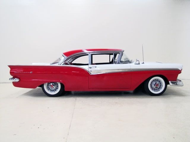 1957 Ford Fairlane -- - photo 8