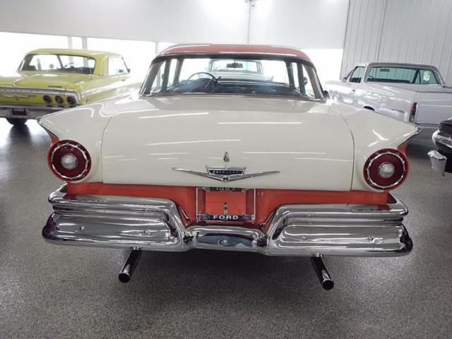 1957 Ford Fairlane -- - photo 6