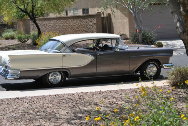 1957 Ford Fairlane - photo 3