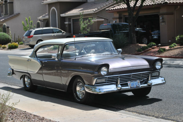 1957 Ford Fairlane - photo 5