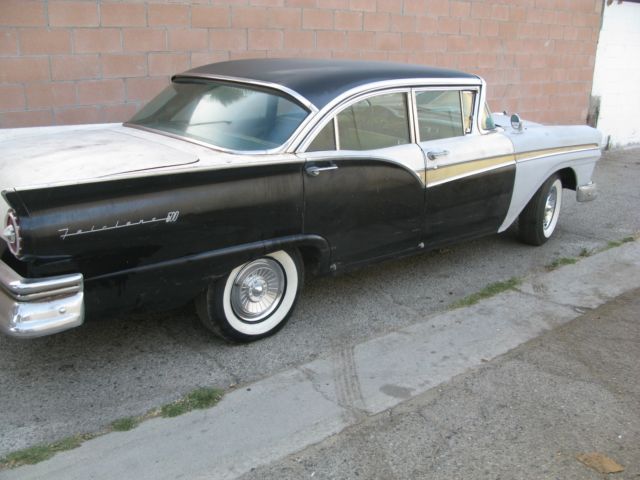 1957 Ford Fairlane - photo 11