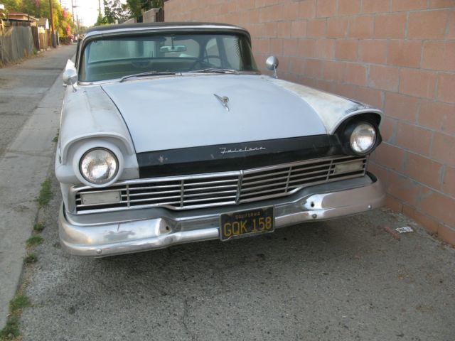 1957 Ford Fairlane - photo 12