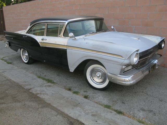 1957 Ford Fairlane - photo 9