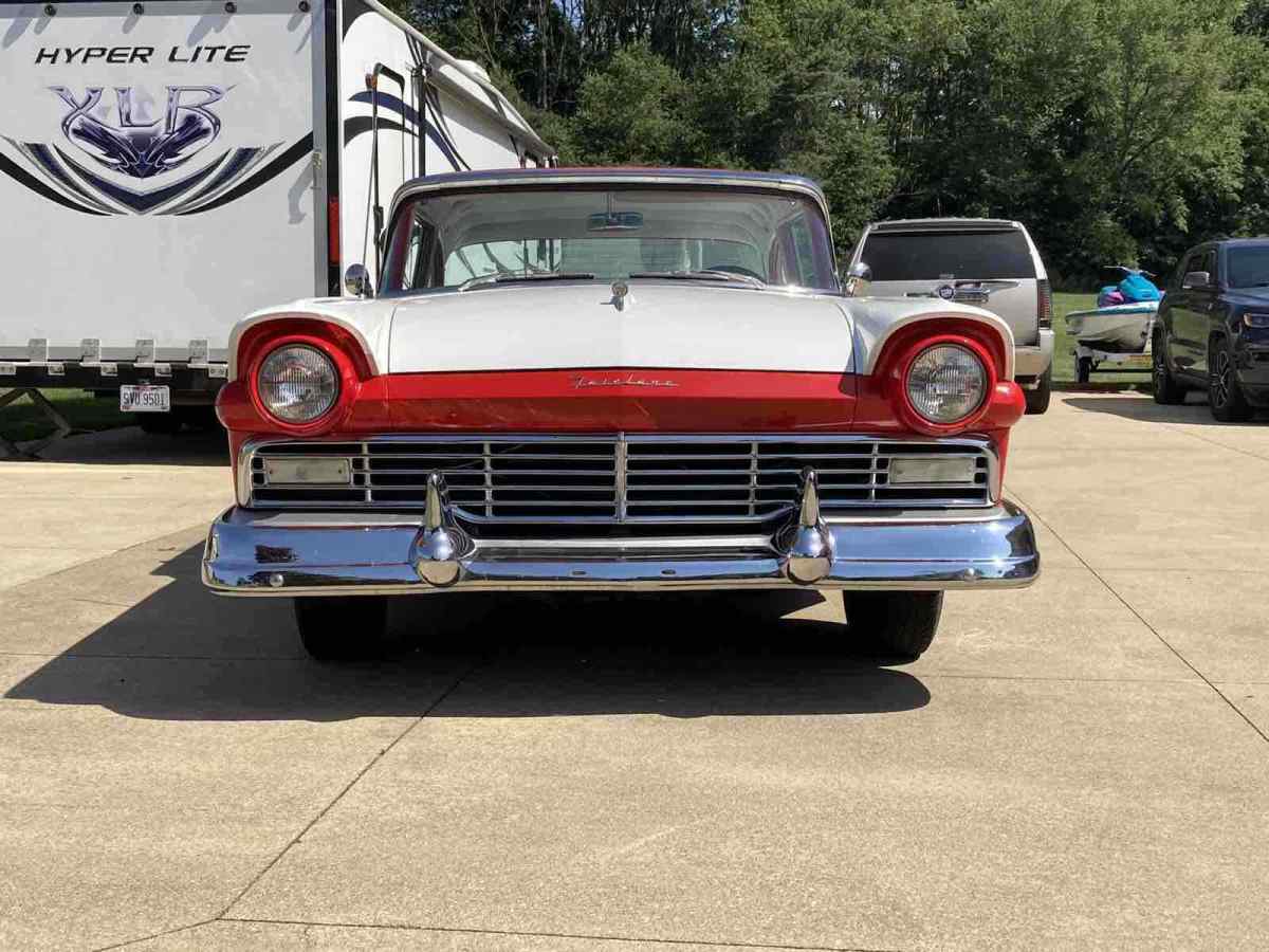 1957 Ford Fairlane 500 - photo 3