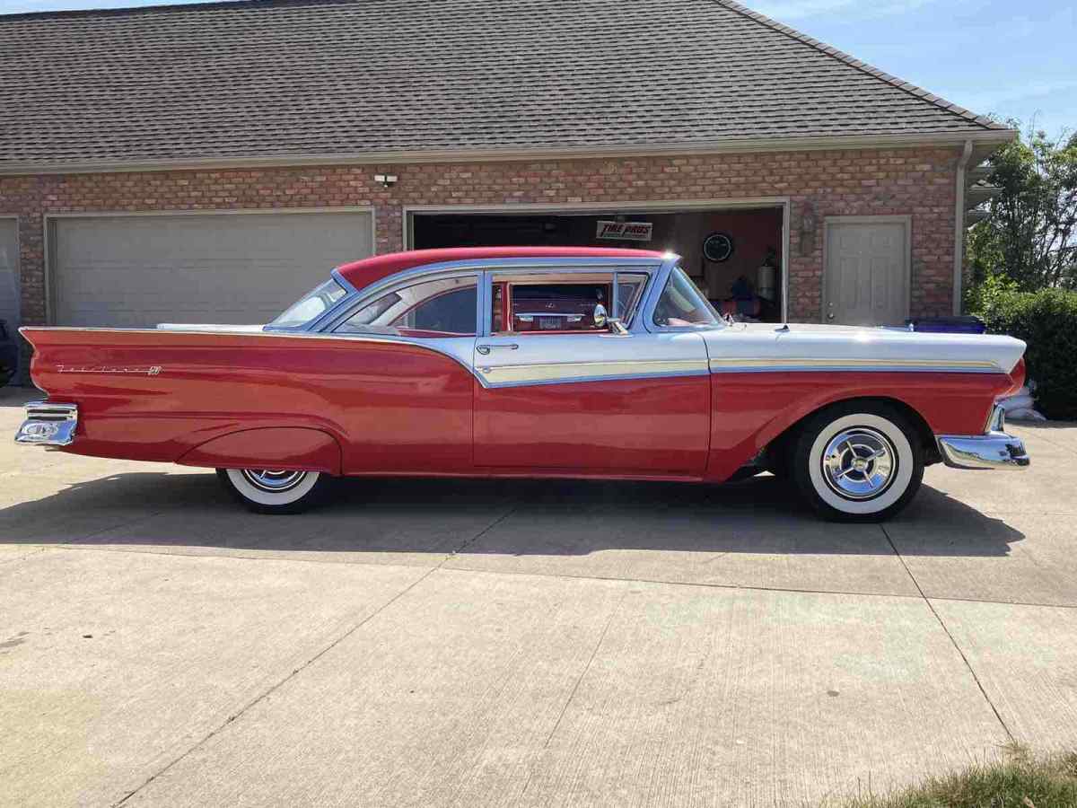 1957 Ford Fairlane 500 - photo 5