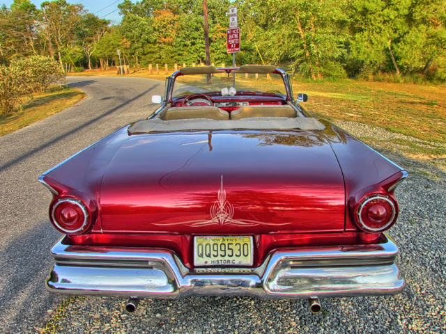 1957 Ford Fairlane - photo 8