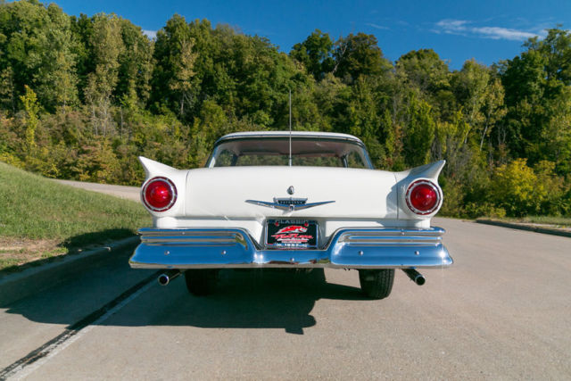 1957 Ford Fairlane 2 Door Hardtop - photo 9