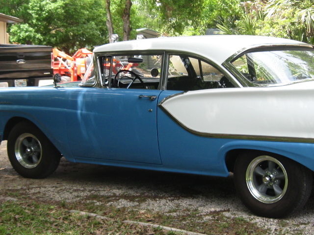 1957 Ford Fairlane Fairlane - photo 2