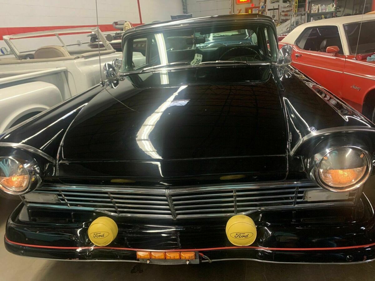 1957 Ford Galaxie Special continental kit - photo 2