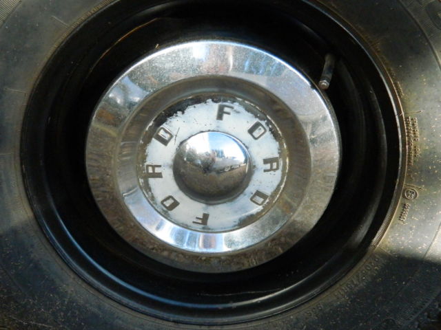 1957 Ford Ranchero - photo 12