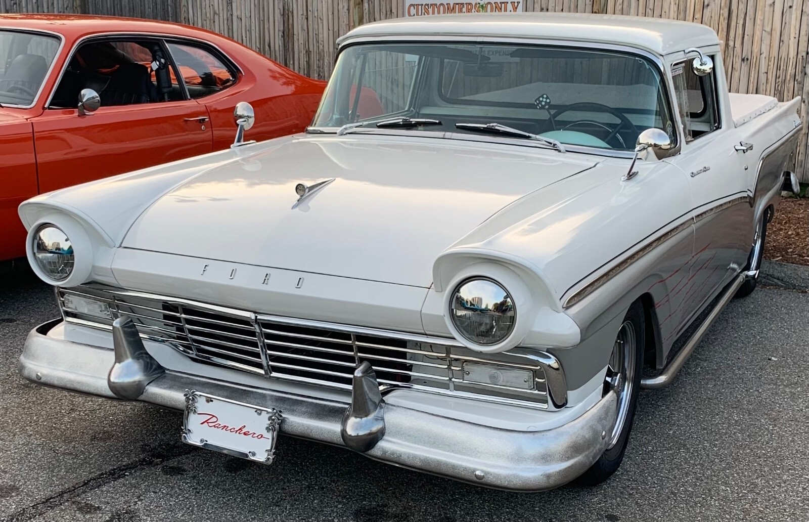 1957 Ford Ranchero - photo 2