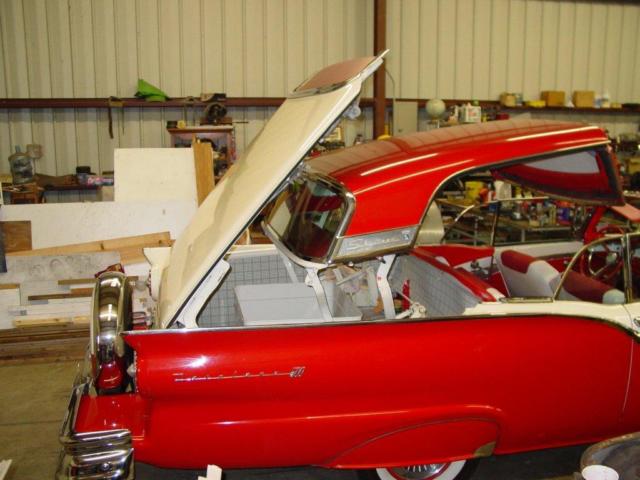 1957 Ford Fairlane - photo 2