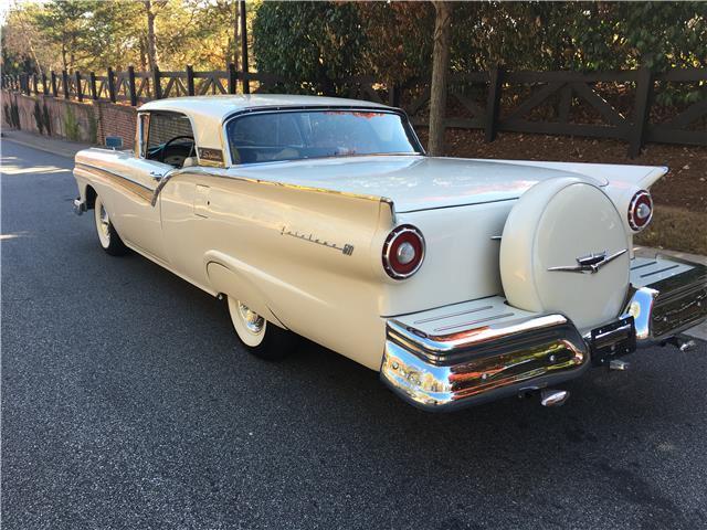 1957 Ford Fairlane - photo 10