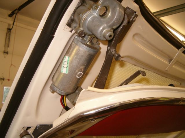 1957 Ford Fairlane Skyliner - photo 6