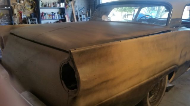 1957 Ford Fairlane Skyliner retractable hardtop - photo 3