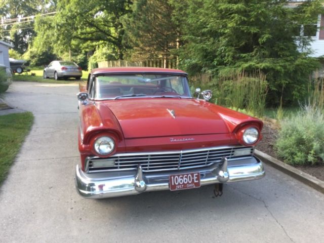 1957 Ford Skyliner Fairlane 500 - photo 2