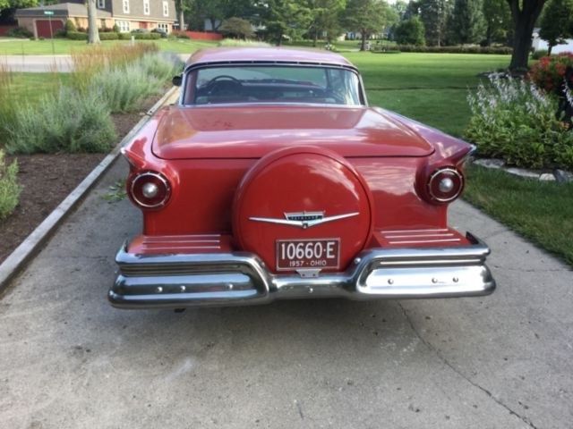 1957 Ford Skyliner Fairlane 500 - photo 4