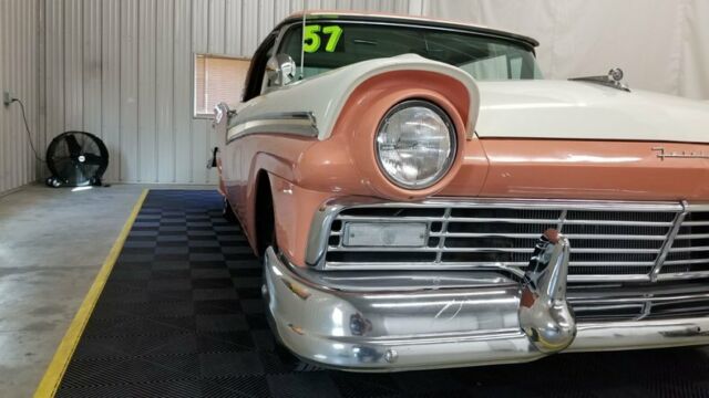 1957 Ford Fairlane Skyliner Retractable Hardtop - photo 13