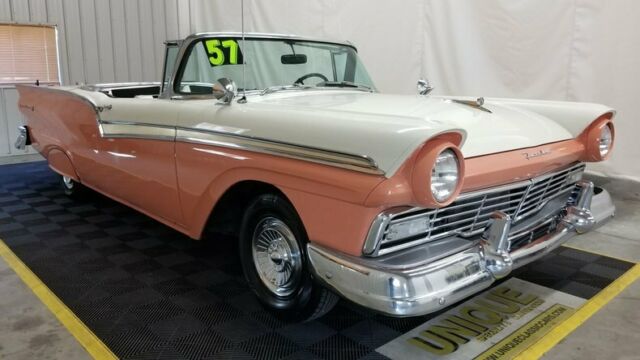 1957 Ford Fairlane Skyliner Retractable Hardtop - photo 3