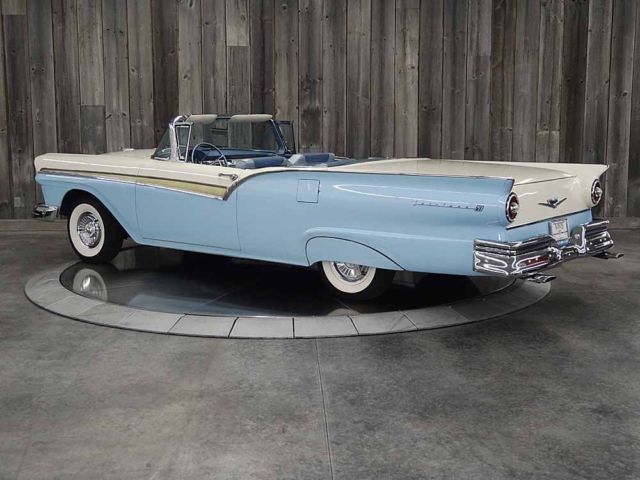 1957 Ford SKYLINER Frame Off Restored, Show Winner Top Works Flawless - photo 2