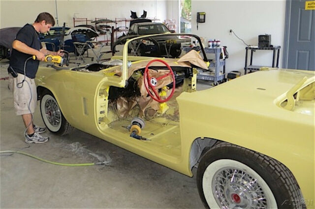 1957 Ford T-Bird - photo 10