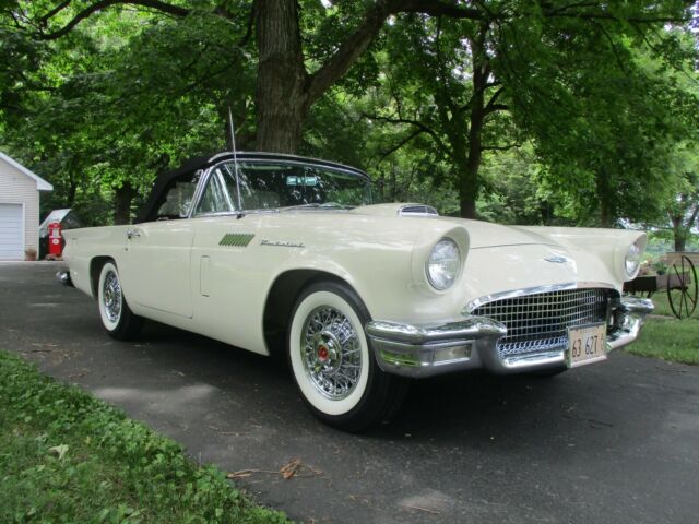 1957 Ford Thunderbird STOCK - photo 5