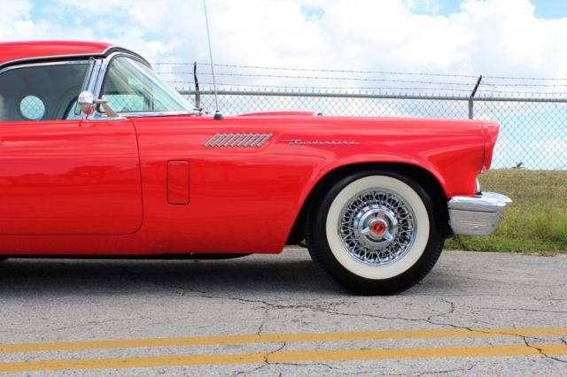 1957 Ford Thunderbird HardTop Coupe - photo 12